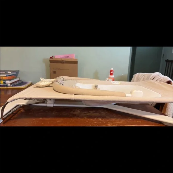 Baby Trend Bouncing Chair - Picture 5 of 6